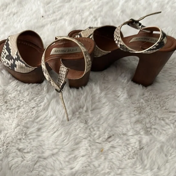 Steve Madden Chunky Heel - Picture 3 of 4